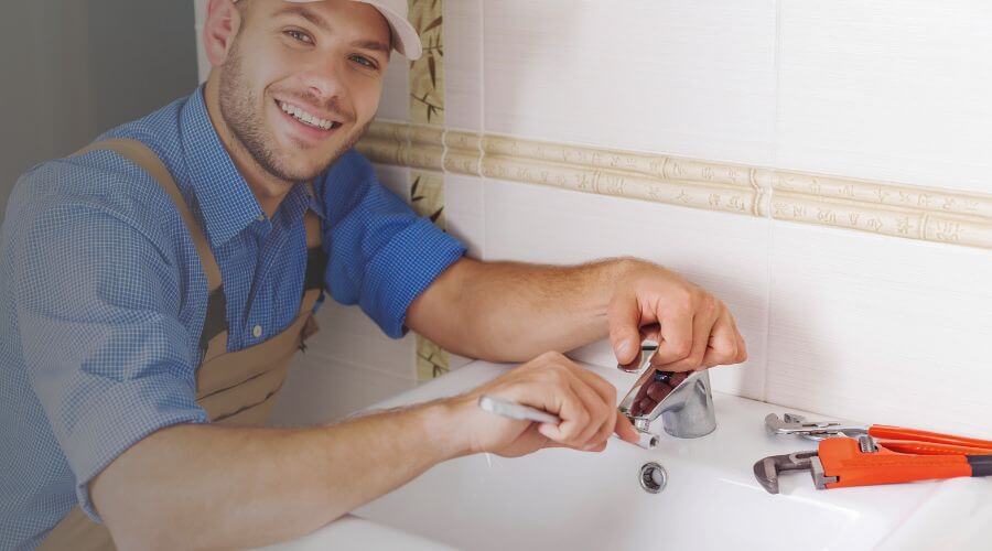 Handle or spout repair in Needham, IN